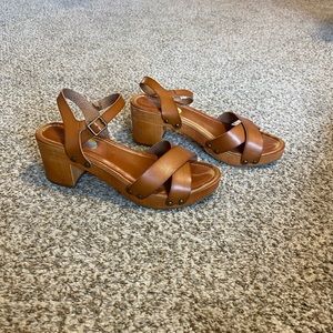 Brown Wooden Mia Heels